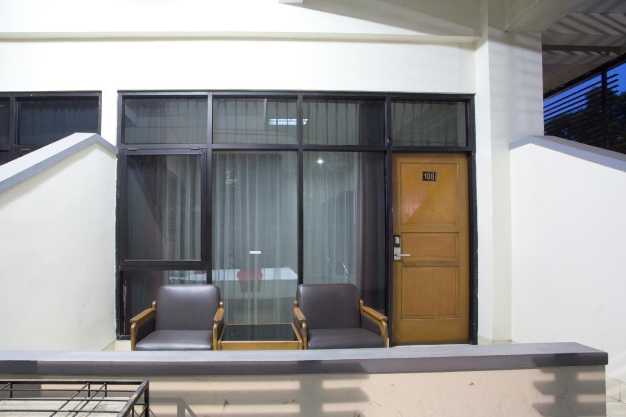 Reddoorz @ Surapati Ξενοδοχείο Μπαντούνγκ Εξωτερικό φωτογραφία