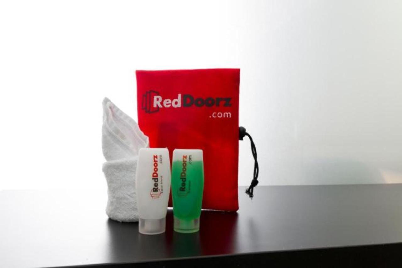 Reddoorz @ Surapati Ξενοδοχείο Μπαντούνγκ Εξωτερικό φωτογραφία